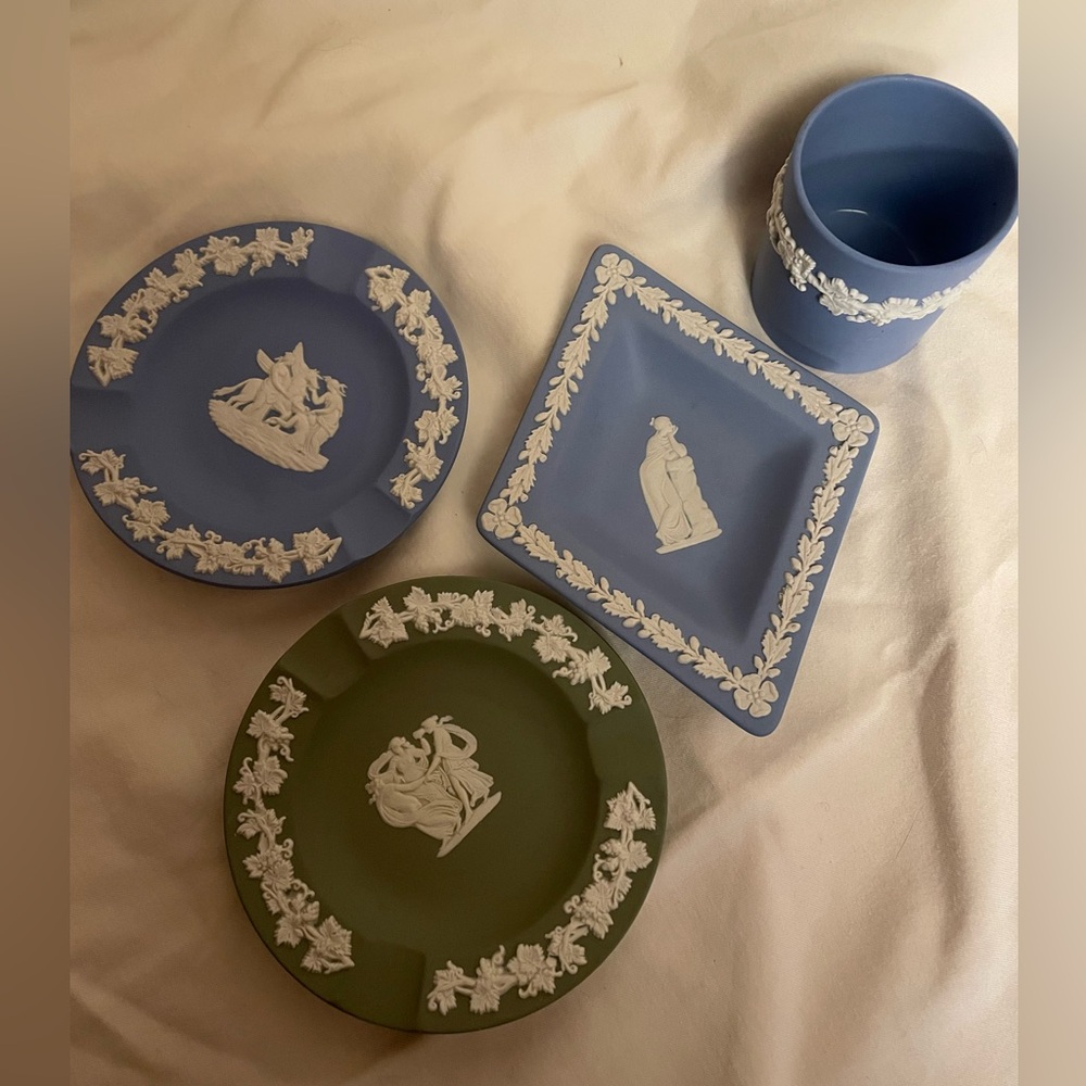 Vintage Wedgwood Jasperware Ashtray Trinket Dish Assortment